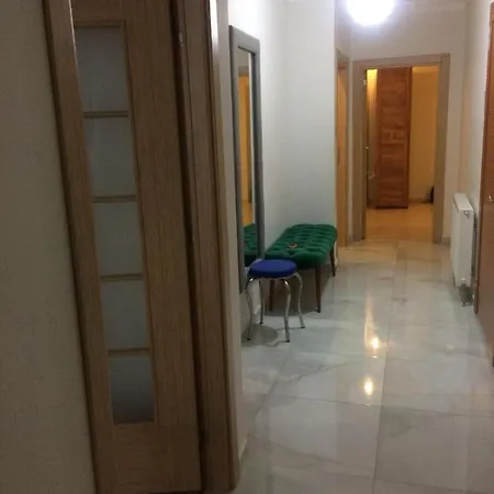 Cherry Hostel *